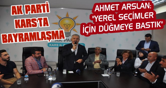 AK Parti'de Bayramlaşma Töreni