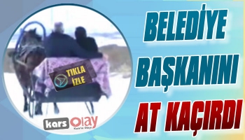 Belediye Başkanını At Kaçırdı