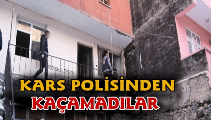 Kaçak göçmenler Kars polisinden kaçamadı