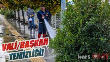 Kars Belediye'sinden Yol ve Kaldırım Temizliği