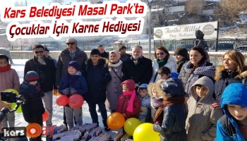 Kars Belediyesi Masal Park’ta Çocuklar İçin Karne Hediyesi