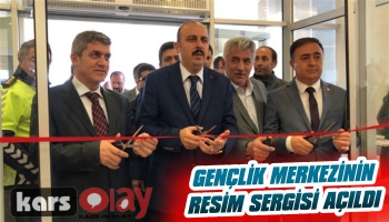 Kars'ta Gençlik Merkezi Resim Sergisi