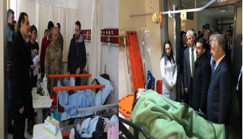 Kars'ta Kazazedelere Hastanede Ziyaret
