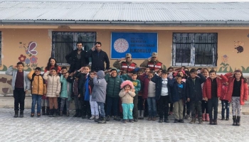 Kars’ta Köy Okullarında Karne Sevinci