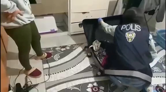 Kars'ta nitelikli dolandırıcılık şebekelerine operasyon