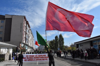 Kars'ta Onbinler Hazreti Hüseyin ve Kerbela Şehitleri İçin Yürüdü