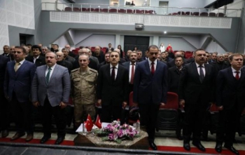 Kars'ta Vali Muhtar Buluşması