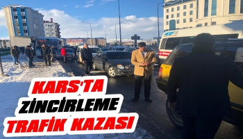 Kars'ta Zincirleme Trafik Kazası