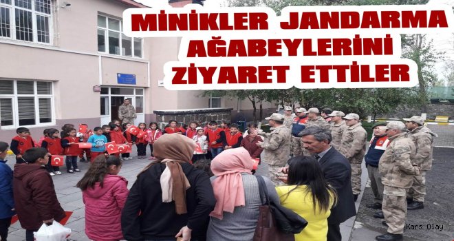 Kars'ta Jandarmanın Minik Misafirleri