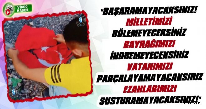 Kars'ta Yırtık Türk Bayrağı'na Vatandaş Sahip Çıktı!