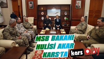 Milli Savunma Bakanı Hulusi Akar Kars’ta