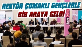 Rektör Çomaklı, Gençlerle Bir Araya Geldi