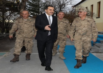Vali Öksüz'e İlk Ziyaret Jandarma'dan