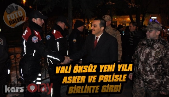 Vali Türker Öksüz'den Yılbaşında Jandarma ve Polislere Ziyaret
